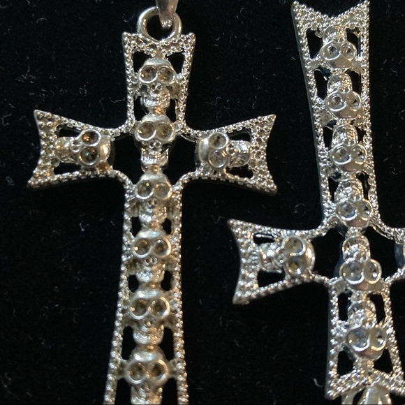 925 Silver Skull Cross 2” length x 1 1/4” wide - Picture 1 of 3